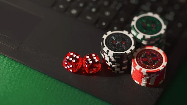 Consigli per gestire bankroll nelle scommesse e nei casino online